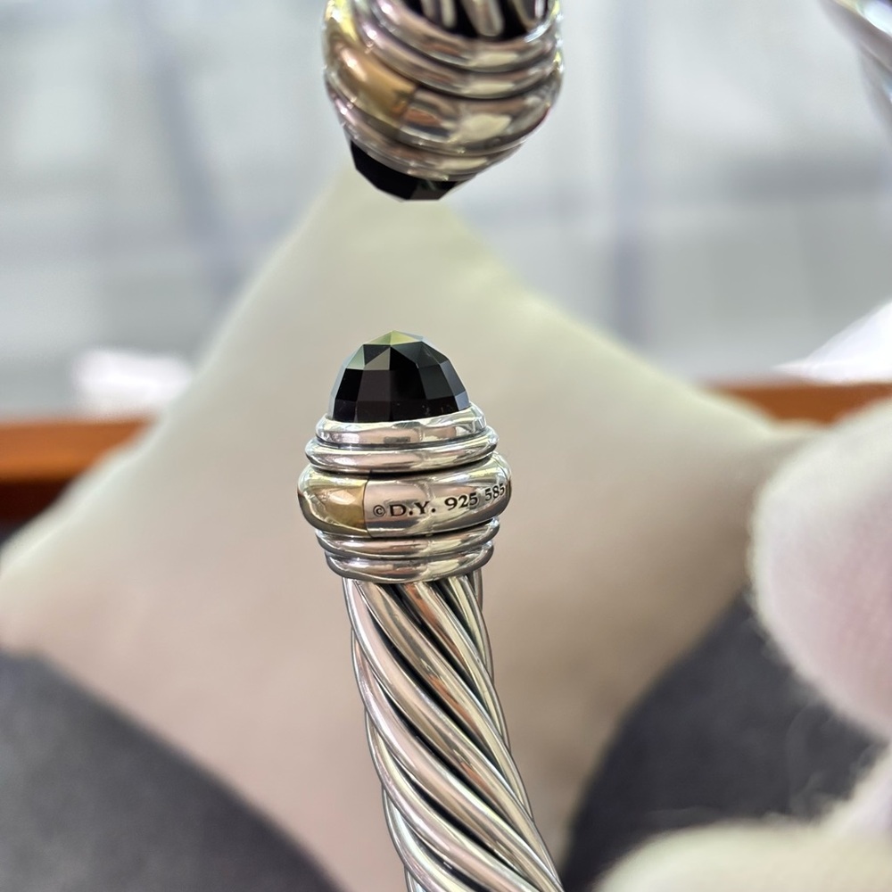 David Yurman 925 & 14k Gold 10mm cuff with Black Onyx-Large - Picture 8 of 9